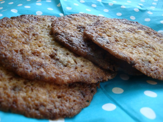 Krispkakor med choklad och ingefära